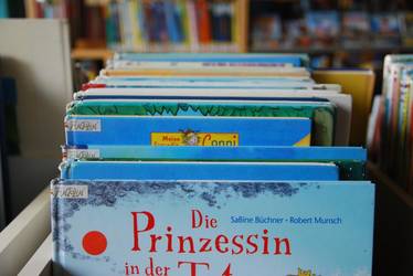 Buchtitel als Detail fotografiert